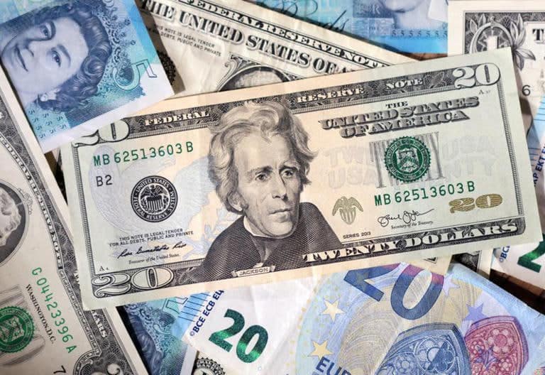 9-sentabr kuni xorijiy valyutalarni qaysi banklarda qulay narxda almashtirish mumkin