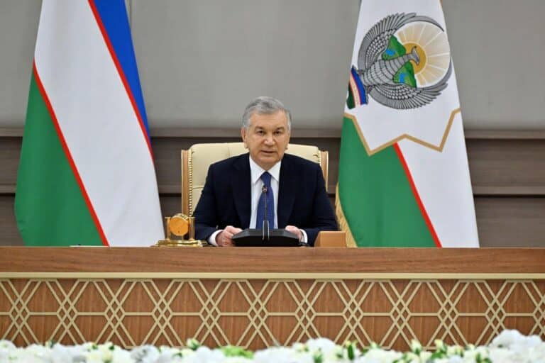 Мирзиёев уволил замов министра высшего образования