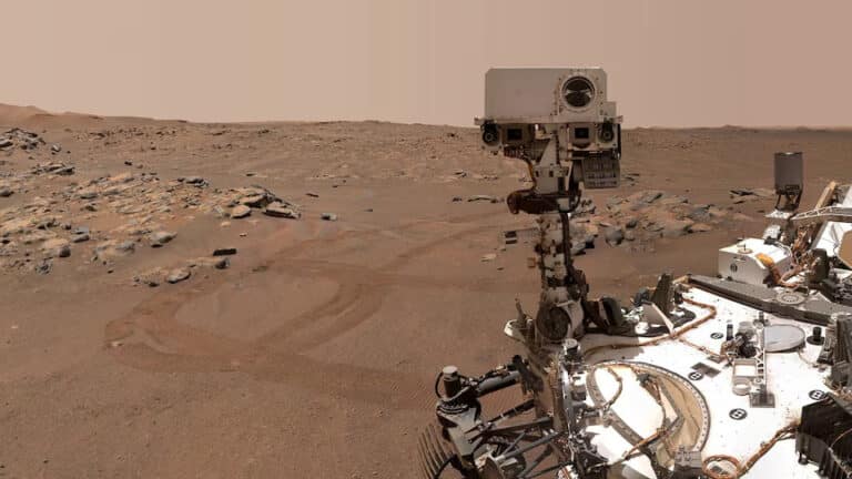 NASA Marsda qadimiy hayot izlarini ko‘rsatishi mumkin bo‘lgan topilma aniqladi