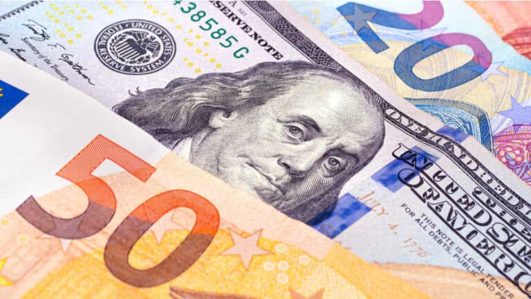 12-sentabr kuni xorijiy valyutalarni qaysi banklarda qulay narxda almashtirish mumkin