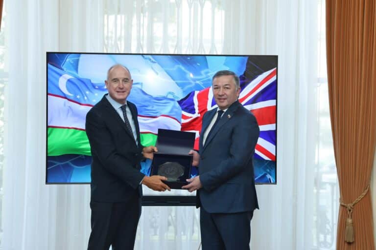 Britaniya O‘zbekiston fuqarolari uchun mavsumiy ish kvotalarini oshiradi