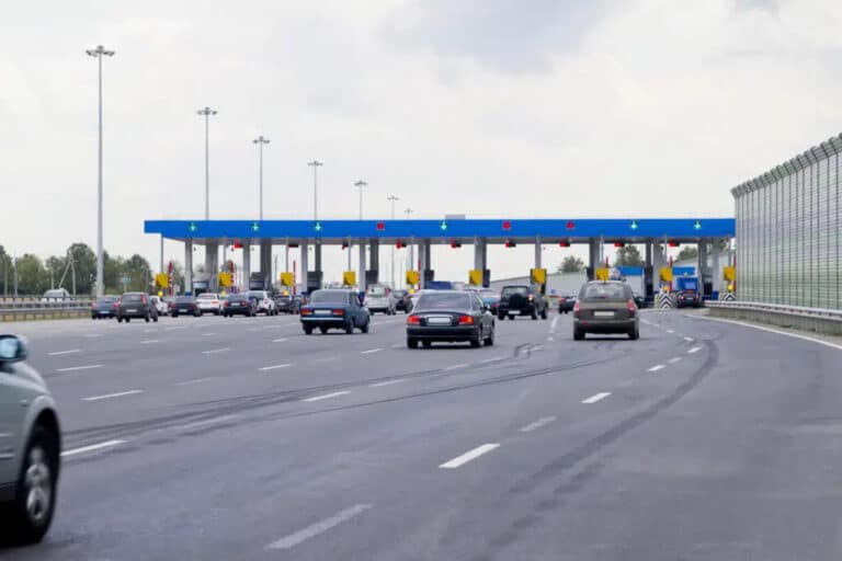 O‘zbekistonda quriladigan pullik yo‘llar uchun qonun loyihasi ishlab chiqildi