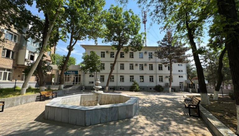 Yakkasaroydagi Xalq banki binosi sotuvga chiqarildi