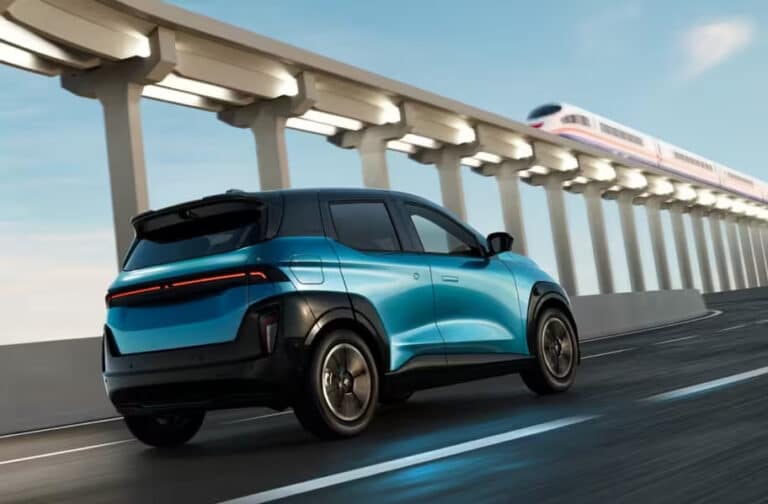 Rossiya 2026-yilda 5–6 ming dona “Atom” elektromobili ishlab chiqarishni rejalashtirmoqda