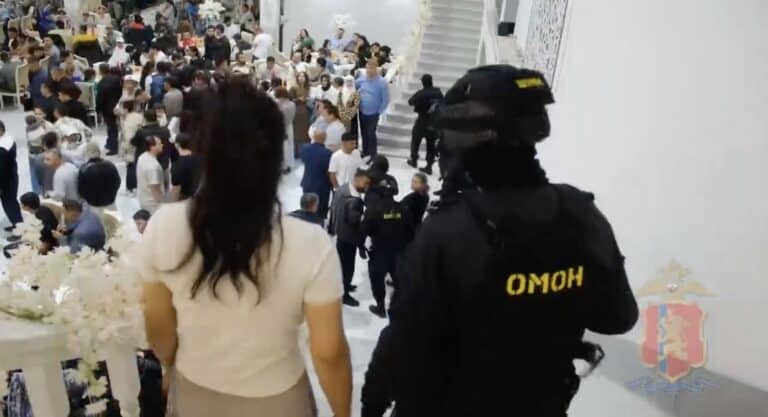 Концерт Жалолиддина Ахмадалиева в Красноярске сорвал рейд силовиков