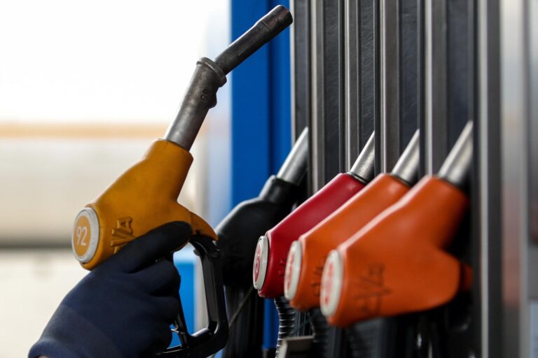Узбекнефтегаз: Фергана получит больше бензина