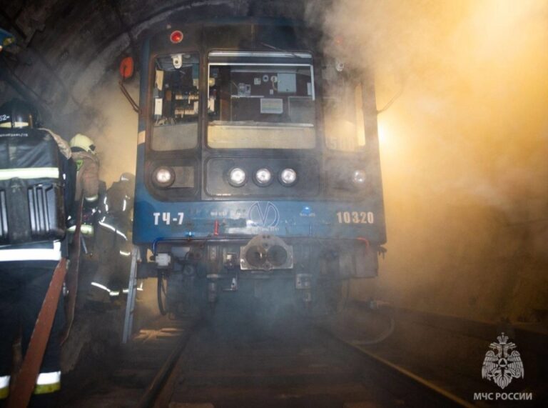Uzbek and St Petersburg Rescuers Stage Fire Drill at Russia’s Deepest Metro Station