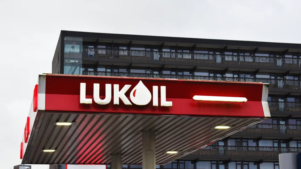 Lukoil Agrees to Sell Foreign Assets to Gunvor