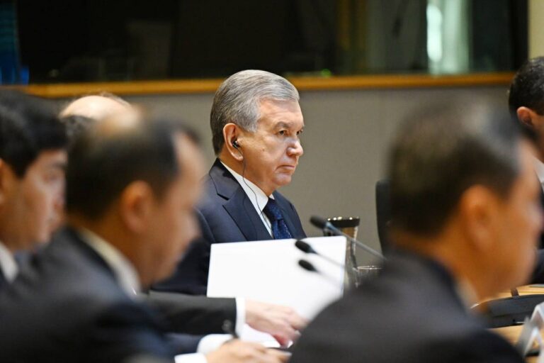 Shavkat Mirziyoyev Yevropa Ittifoqi bilan viza tartibotlarini soddalashtirish masalasini muhokama qildi