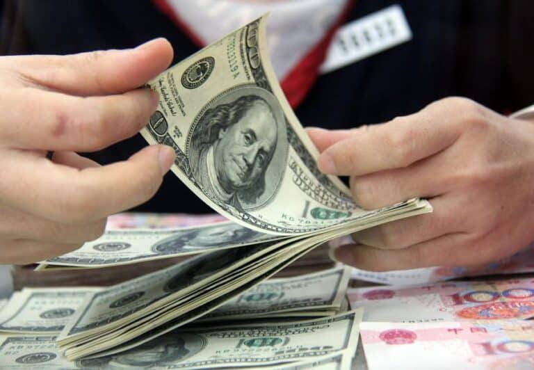 China’s Foreign Reserves Hit Highest Level in Decade