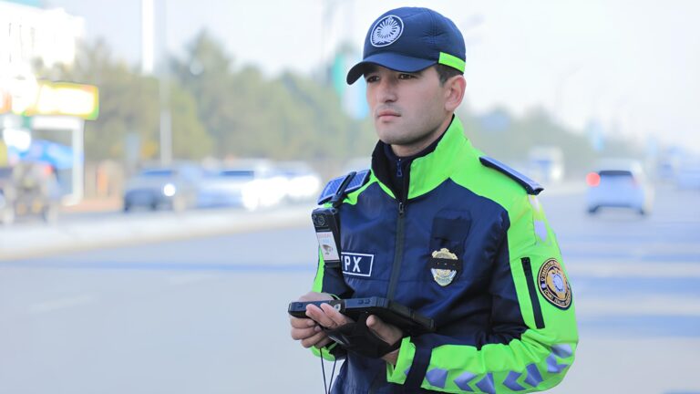 В Юнусабадском районе Ташкента столкнулись два автомобиля