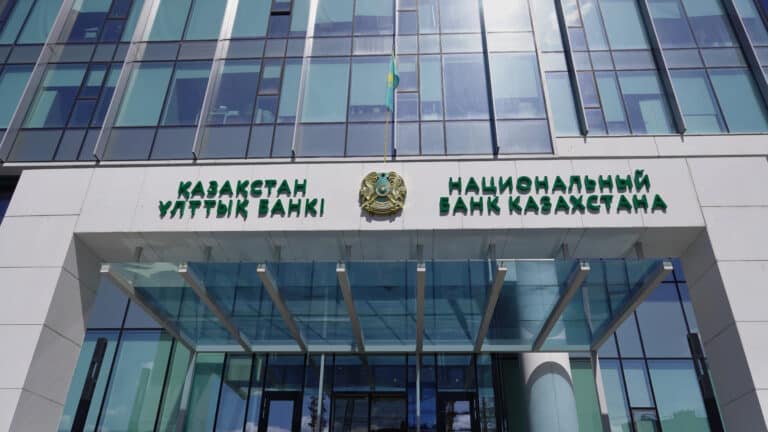Qozogʻiston Milliy banki asosiy stavkani 18 foizga oshirdi