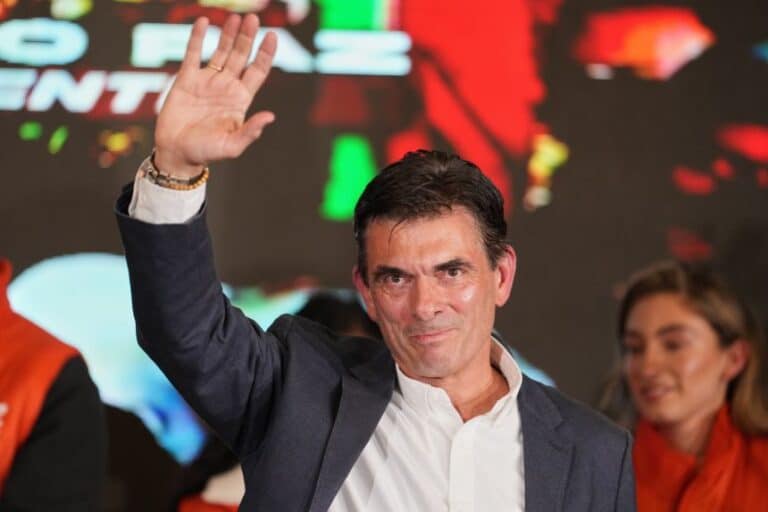 Senator Rodrigo Paz Boliviyada prezidentlik saylovida g‘alaba qozondi