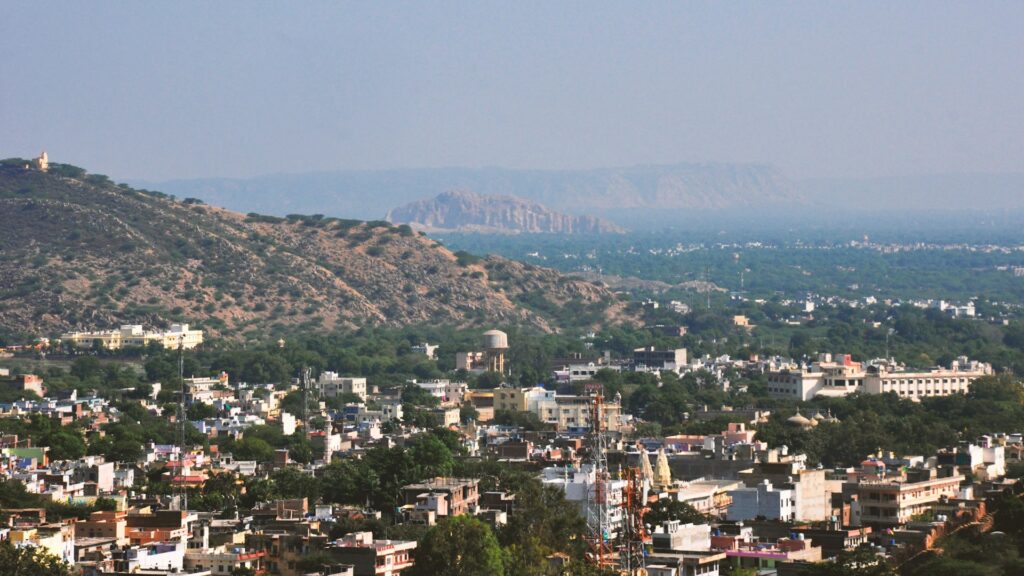 Tuti-Maidan gas field