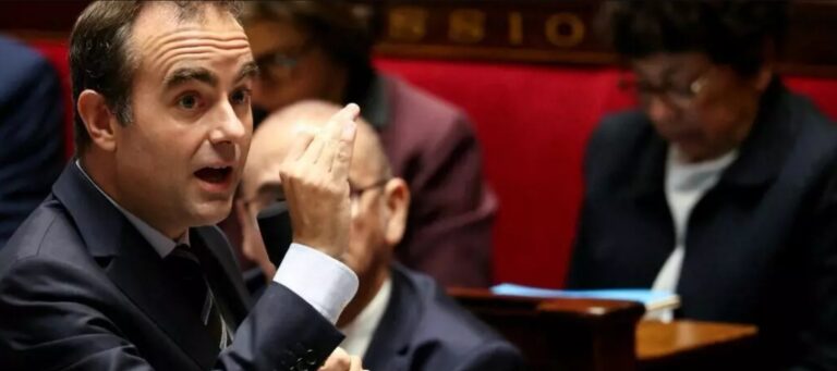 French PM Faces Twin No-Confidence Votes after Pension Reform Climbdown