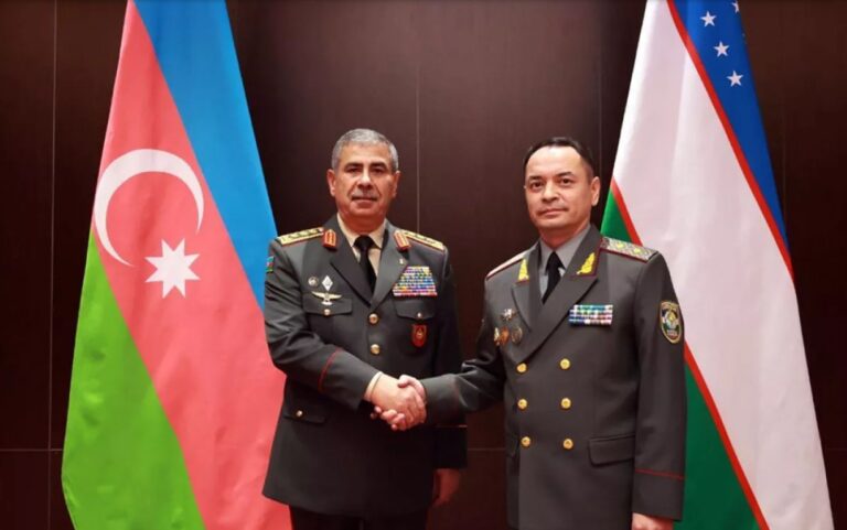 Azerbaijan’s Defence Minister Visits Uzbekistan for “Unity-2025” Drills