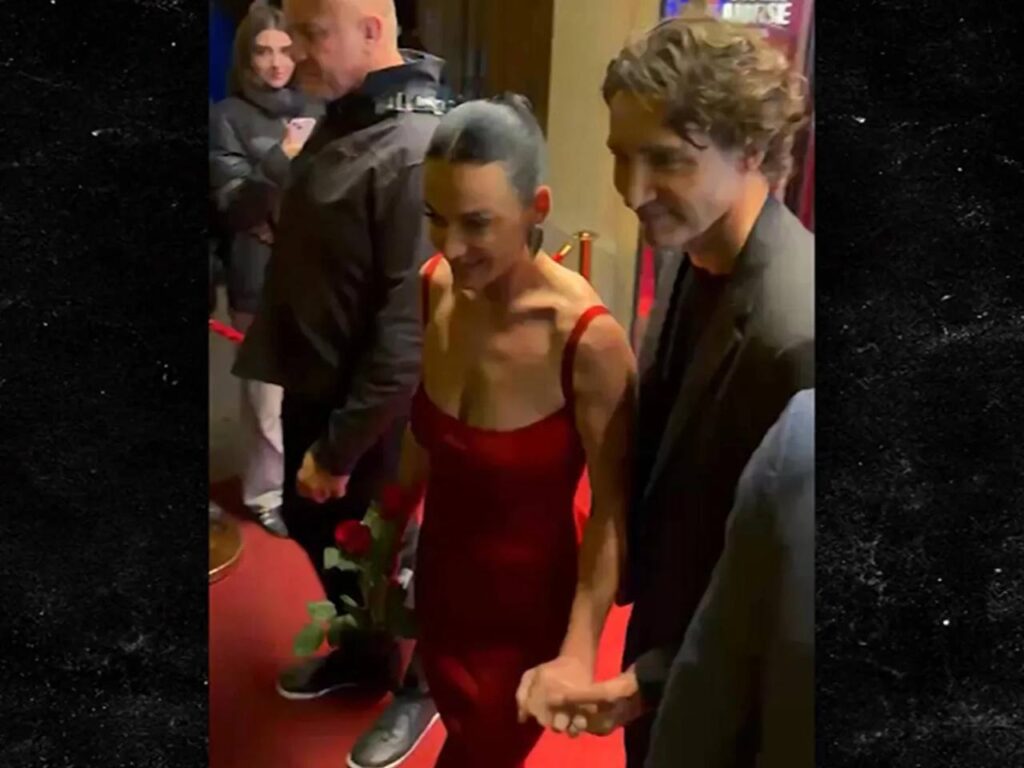 Katy Perry and Former Canadian PM Make First Public Appearance as Couple