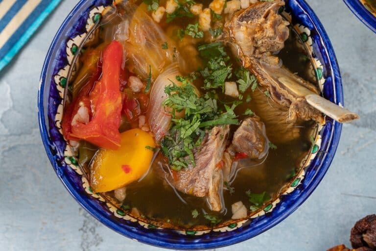 Kechga nima ovqat: qaynatma sho‘rva qanday tayyorlanadi