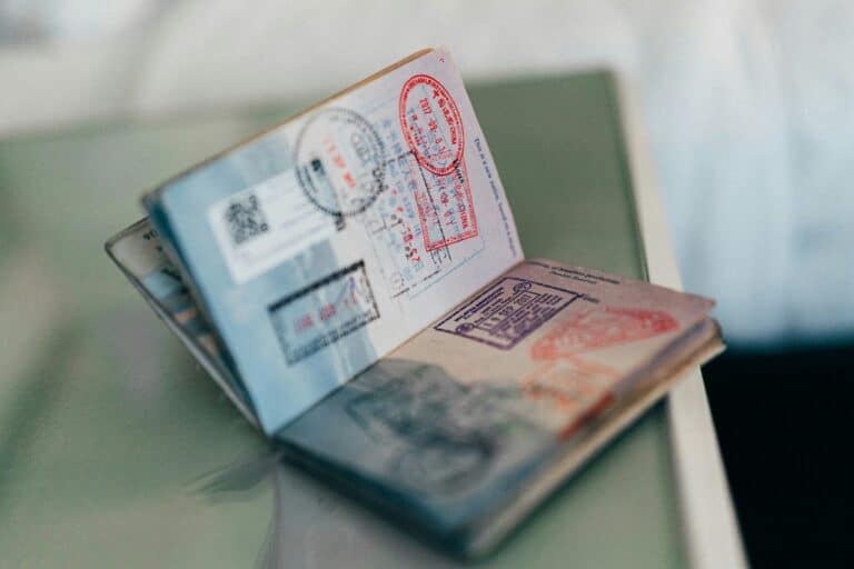 Иностранцы в Узбекистане могут продлить визу онлайн