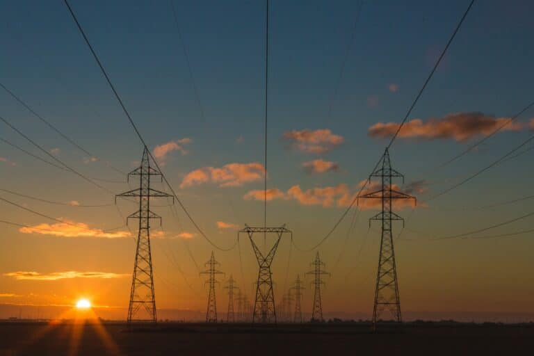 Uzbekistan and US Secure $3–4 Bn Energy Investment Deals