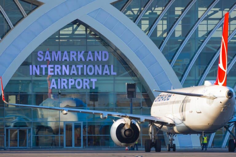 Аэропорт Самарканда начал работу по осенне-зимнему расписанию