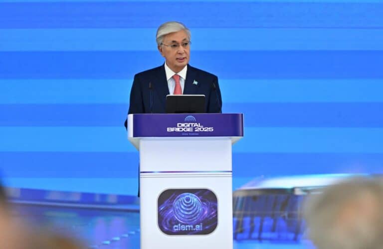 Tokayev: Bright Future Depends on Synergy Between Humans and Technology