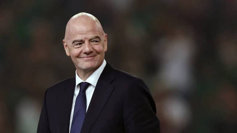 FIFA prezidenti O‘zbekiston va Ozarbayjonni U-20 JCh mezbonligi bilan tabrikladi
