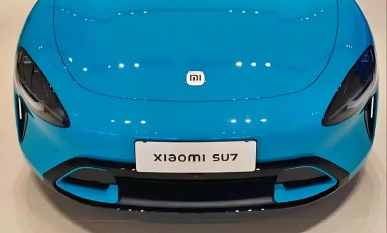 Xiaomi SU7 elektromobili kutilmaganda haydovchisiz harakatlanib ketdi