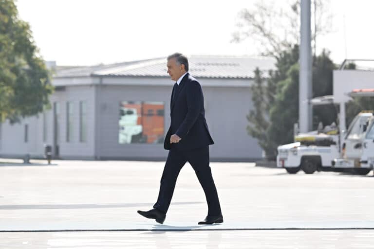 Shavkat Mirziyoyev Ozarbayjonga jo‘nab ketdi
