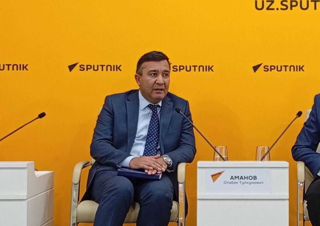 Отабек Аманов
