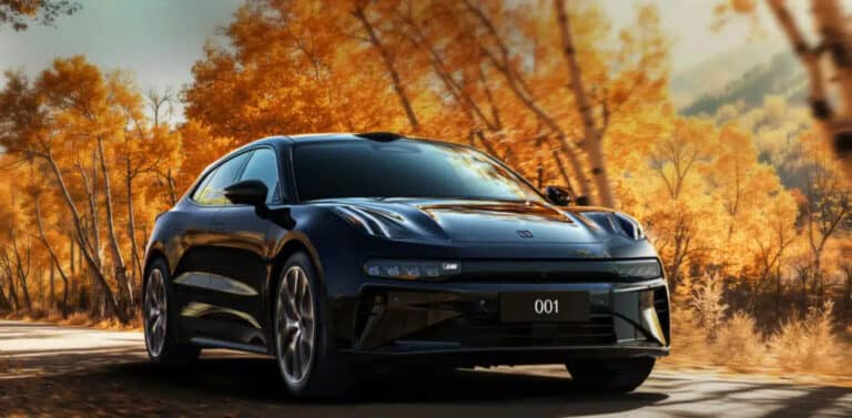 Yangilangan Zeekr 001 elektromobili sotuvga chiqdi