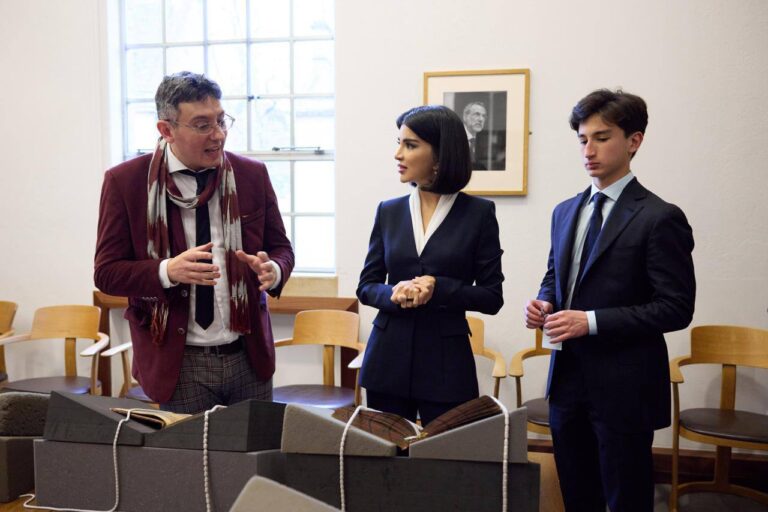 Oksford universitetida o‘zbek va eski o‘zbek tillari o‘rganiladi