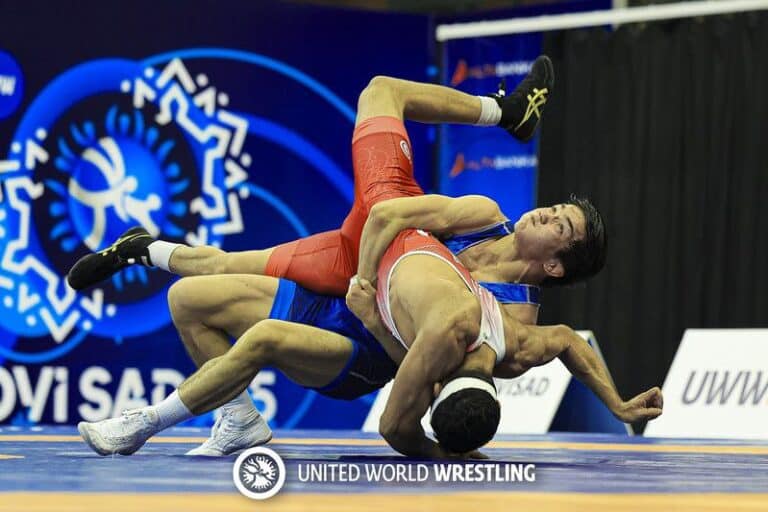 Мехрож Бахромов завоевал бронзу на чемпионате мира в Сербии