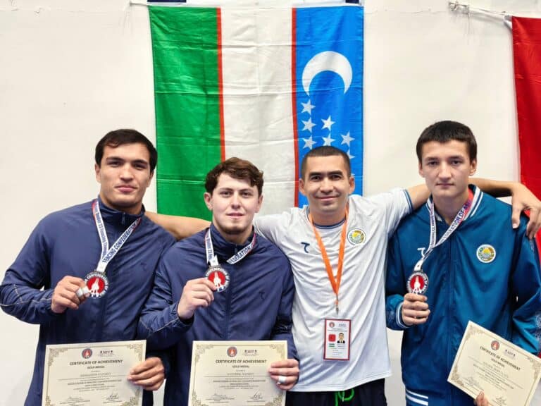 Молодые фехтовальщики Узбекистана завоевали три медали на чемпионате Азии