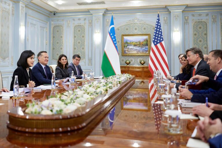 O‘zbekiston ochiqlik siyosati tufayli ko‘proq hamkorlarni jalb etmoqda — Mirziyoyeva AQSh delegatsiyasi bilan uchrashdi