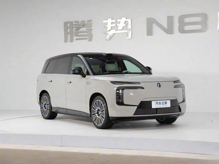 BYD Denza N8L — hashamatli gibrid krossover taqdim etildi