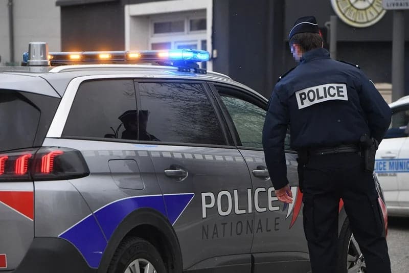 Luvrdagi o‘g‘irlik bo‘yicha uchinchi gumonlanuvchi qo‘lga olindi