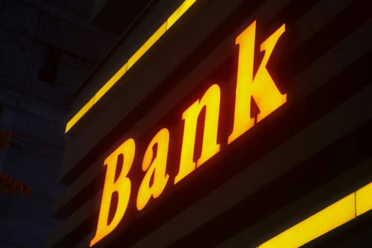 Узбекистанка Камила Махмудова назначена финдиректором Raiffeisen Bank International