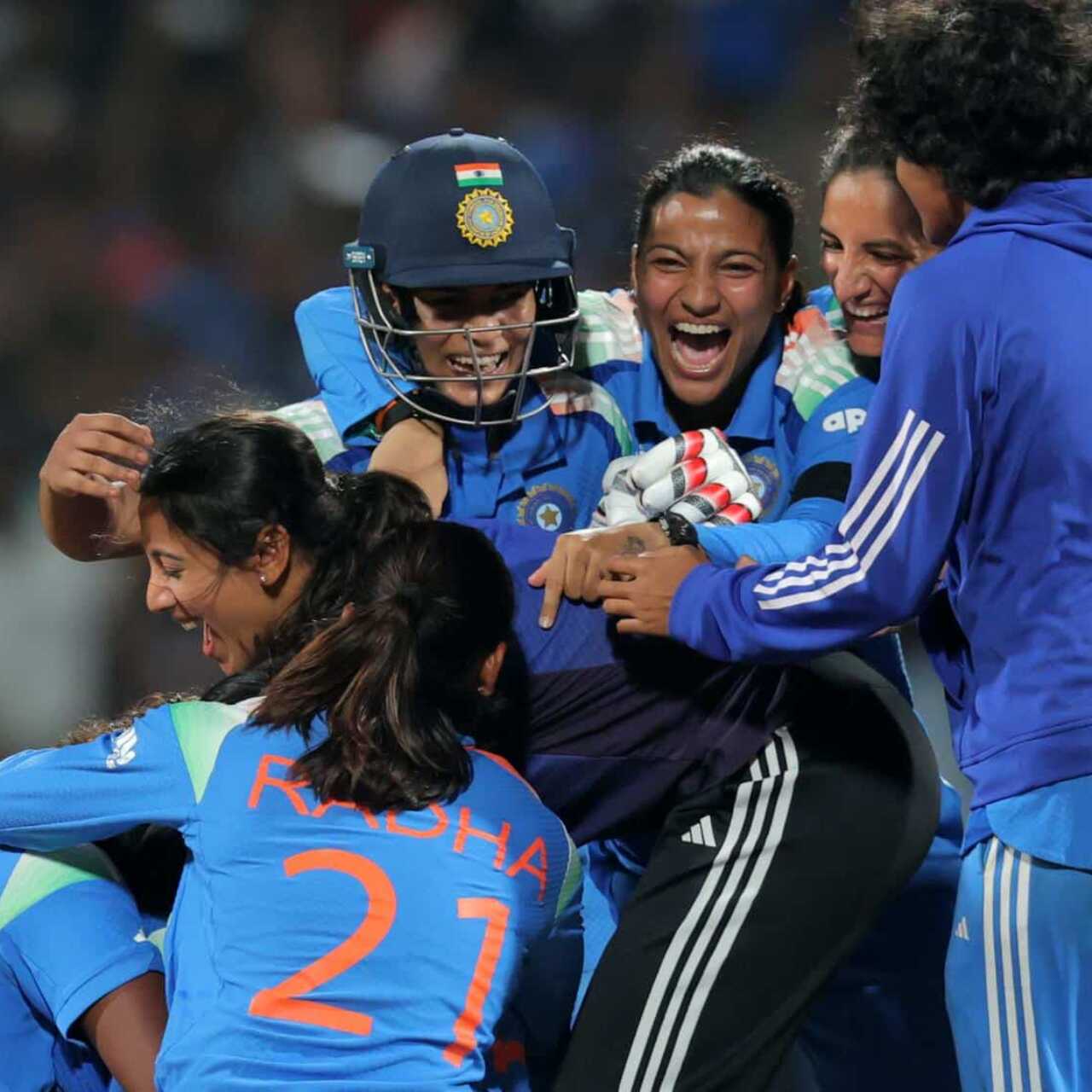 India end Australia's World Cup reign with record run chase in