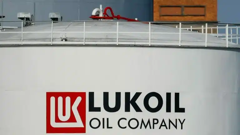Gunvor Eyes Lukoil Assets but Acquisition Faces Financial and Regulatory Hurdles