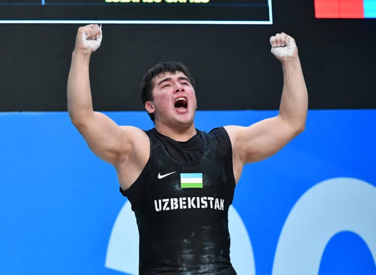 Рияд-2025: Сарвар Зафаржонов завоевал серебро в упражнении рывка