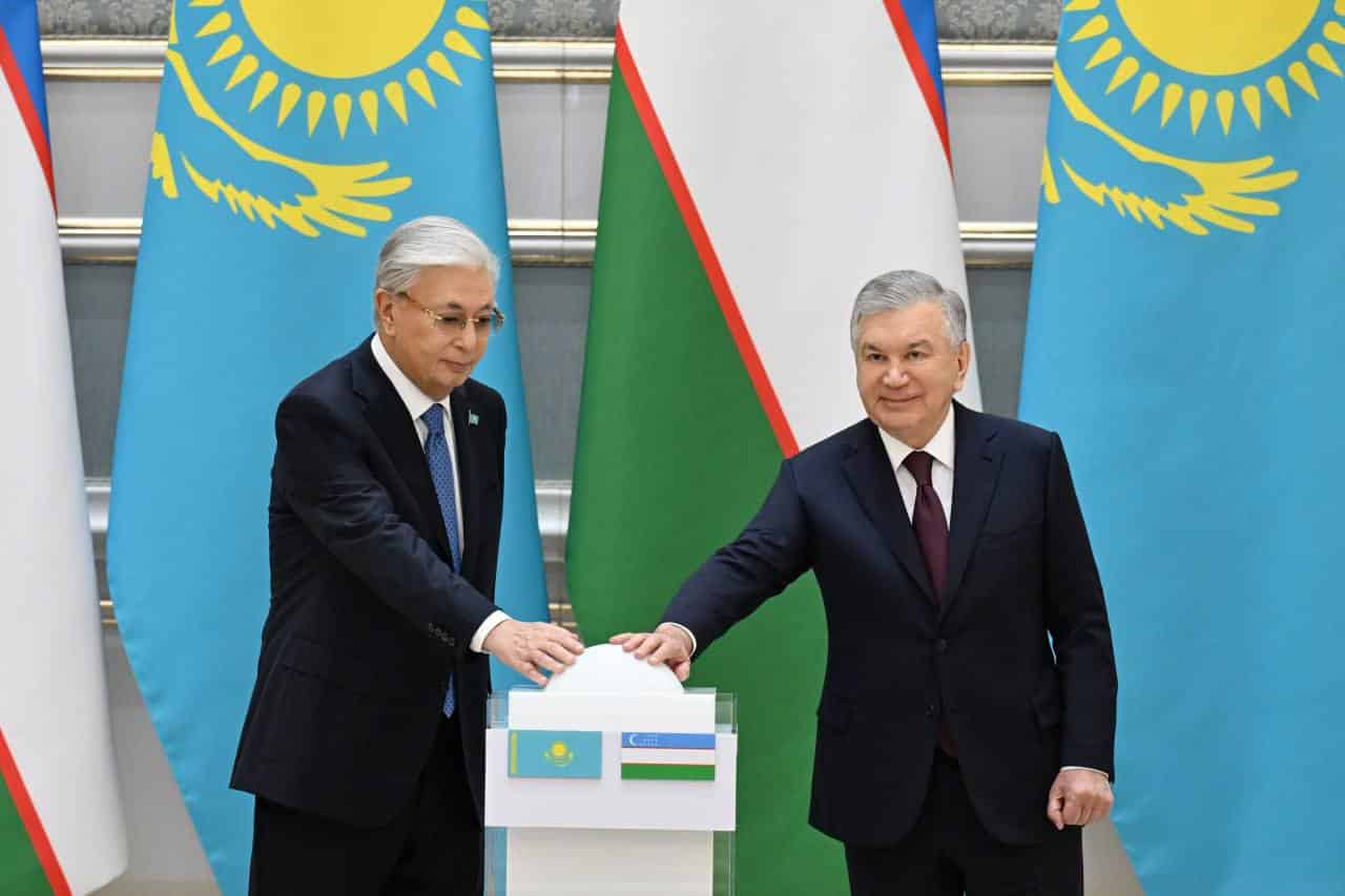 Мирзиёев и Токаев