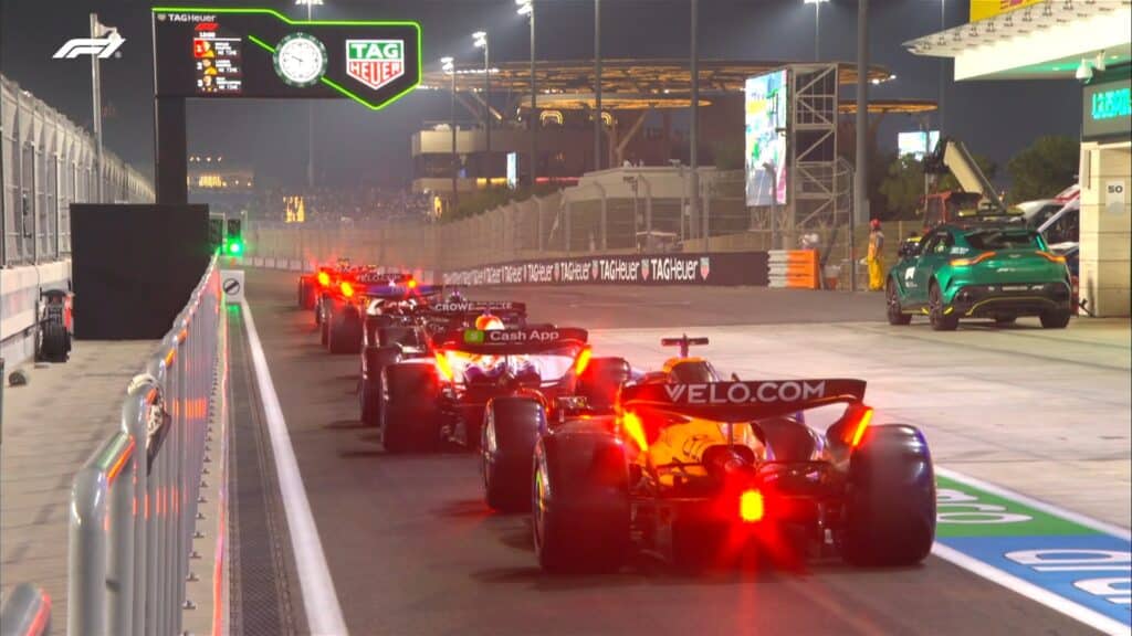 Oscar Piastri Beats Norris to Qatar Grand Prix Pole