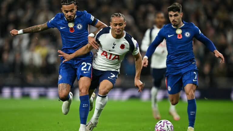 Челси обыграл Тоттенхэм в лондонском дерби