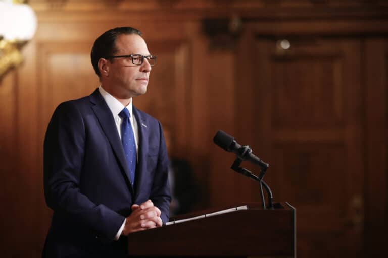 Pennsylvania Governor Defends CDL Procedures After Uzbek Driver Arrest