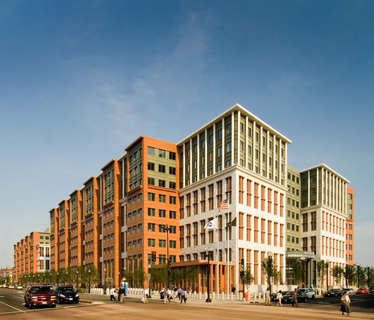 Минтранс США угрожает лишить Пенсильванию $75 млн из-за узбекского дальнобойщика