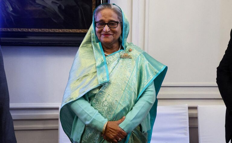 Бывшему премьер-министру Бангладеш Шейх Хасине вынесли смертный приговор заочно