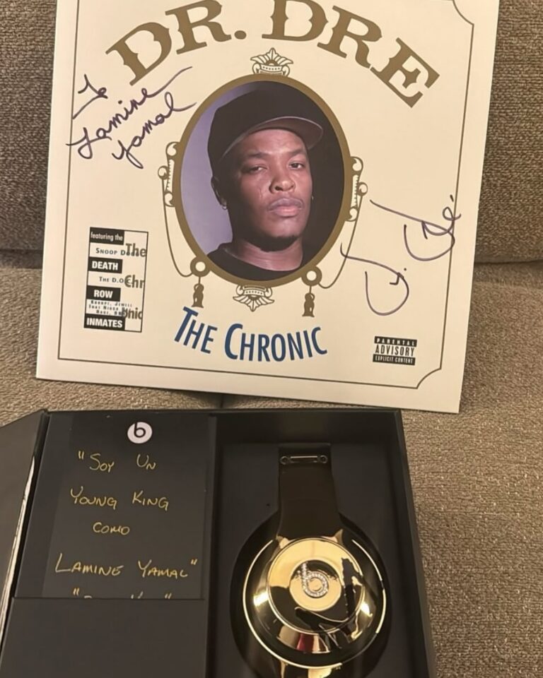 «Я молодой король»: Dr. Dre подарил Ламину Ямалю золотые наушники и винил