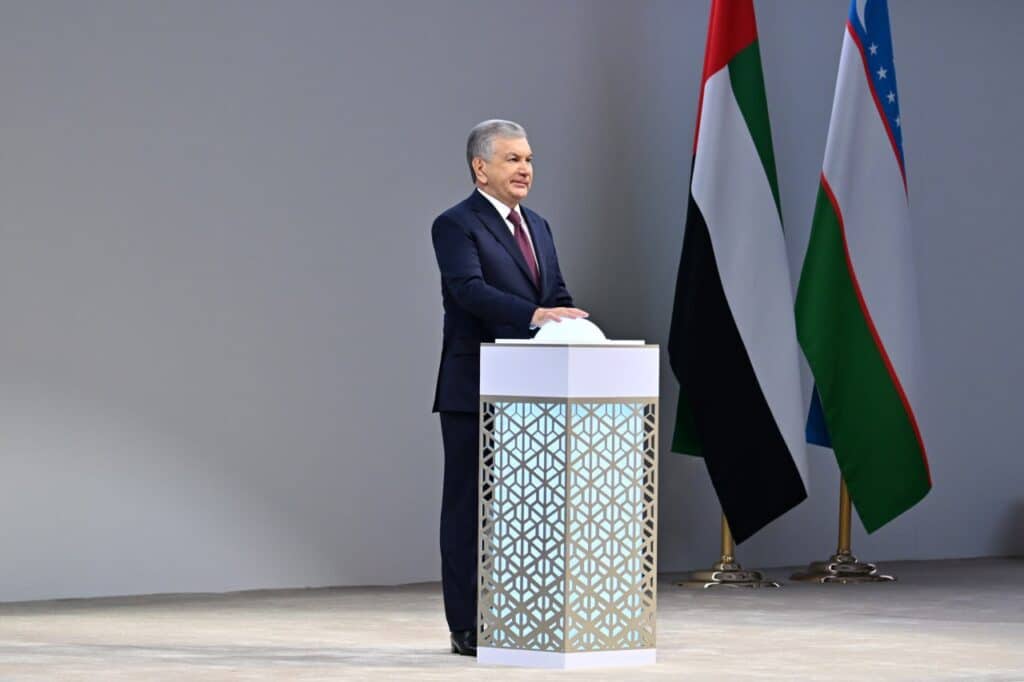 O‘zbekiston «Qog‘ozsiz hukumat» tizimiga o‘tadi — prezident