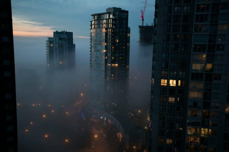 Экологи устроили ночную охоту за загрязнителями воздуха